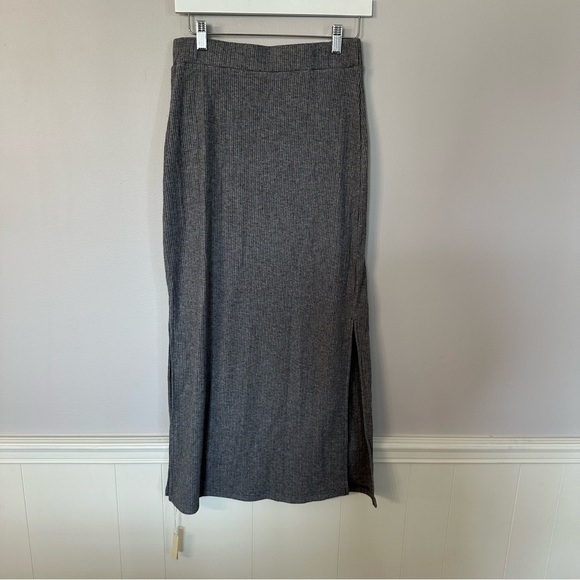 OGL Move Women’s Gray High Waisted Split-Hem Ribbed Pull-On Midi Skirt Sz M GUC - Picture 7 of 7